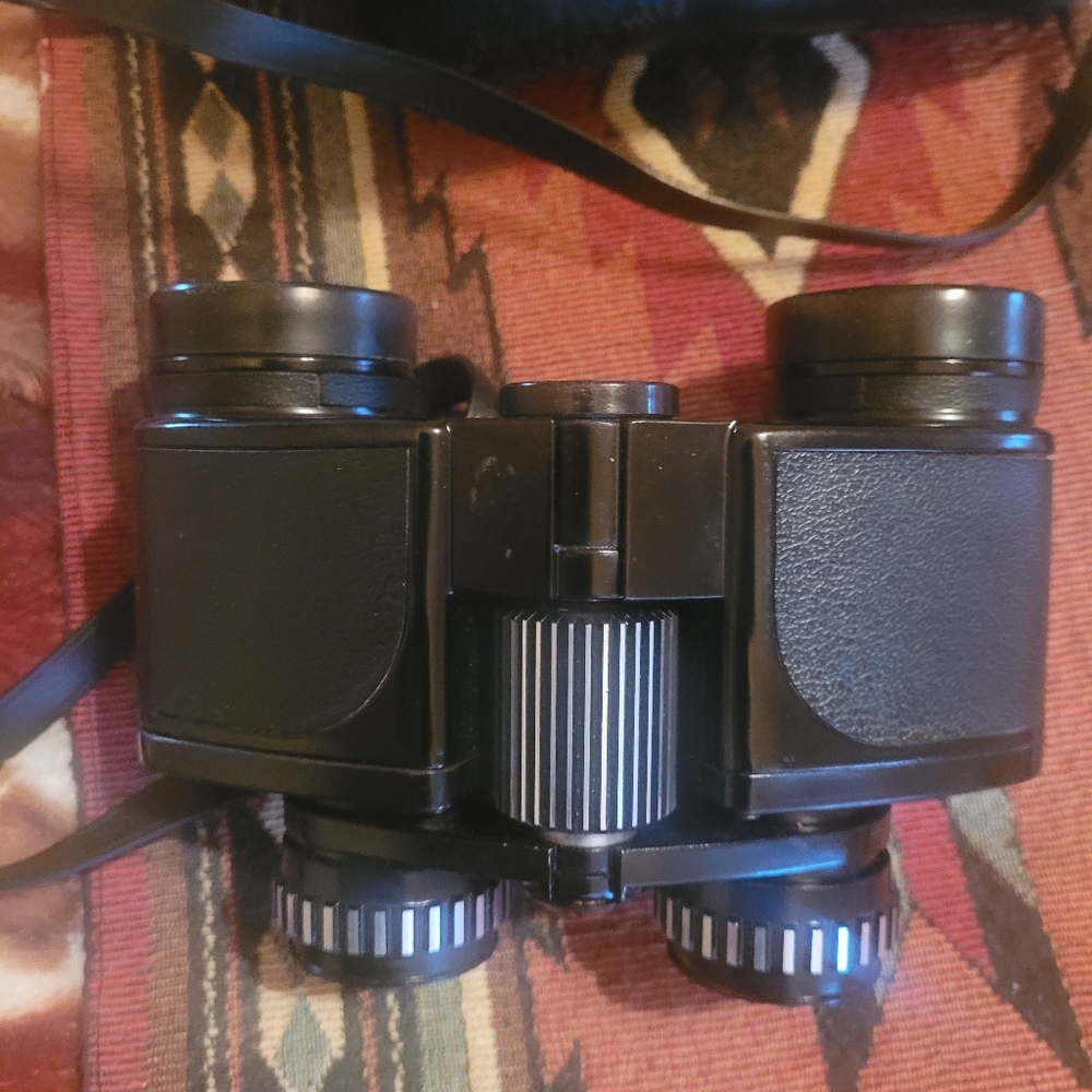 Wards 7x35 11 Extra Wide Angle Binoculars Made In Japan With Soft Case.